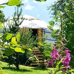 https://eco-yourte-les-airelles.hotels-rhonealpes.com